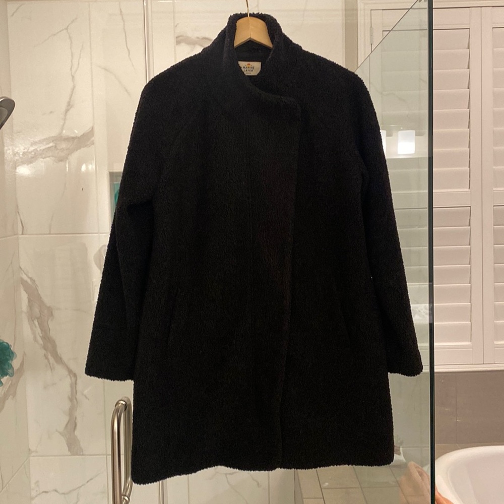 Marine Layer Stephanie Cocoon Coat in Black Sherpa - Medium